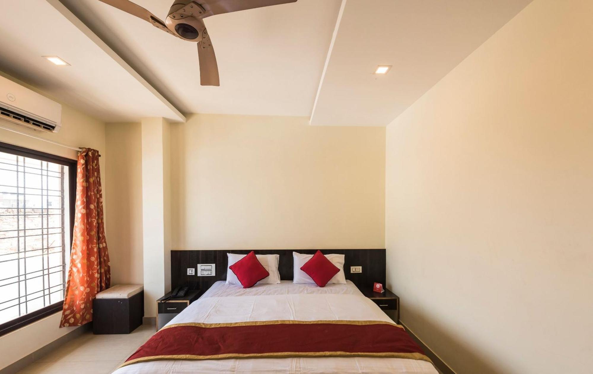 Hotel O Sri Venkatesha Residency Chikmagalur Exterior photo