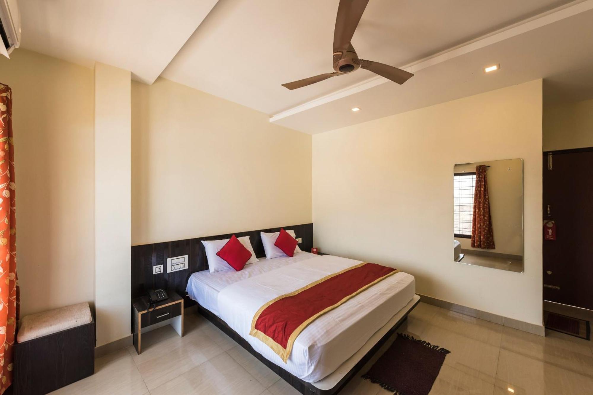 Hotel O Sri Venkatesha Residency Chikmagalur Exterior photo
